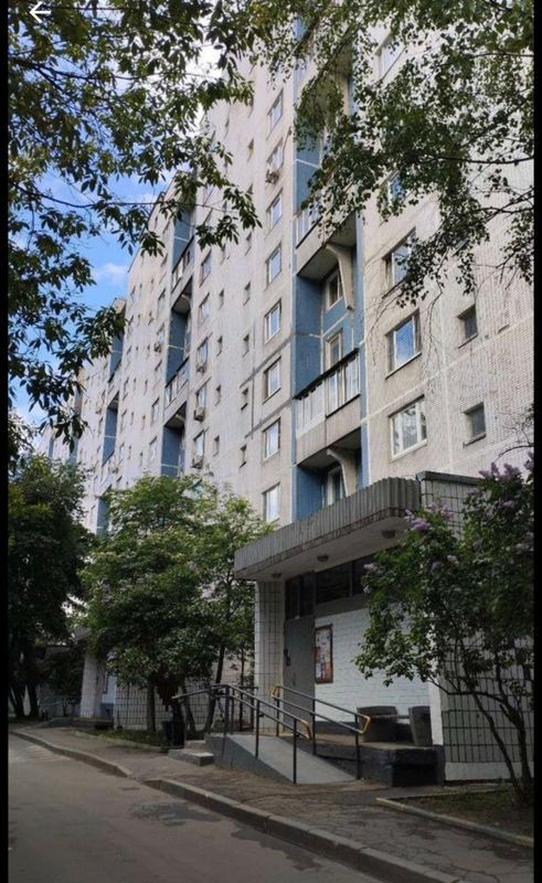 3-комн., 80 м², 1/12 этаж