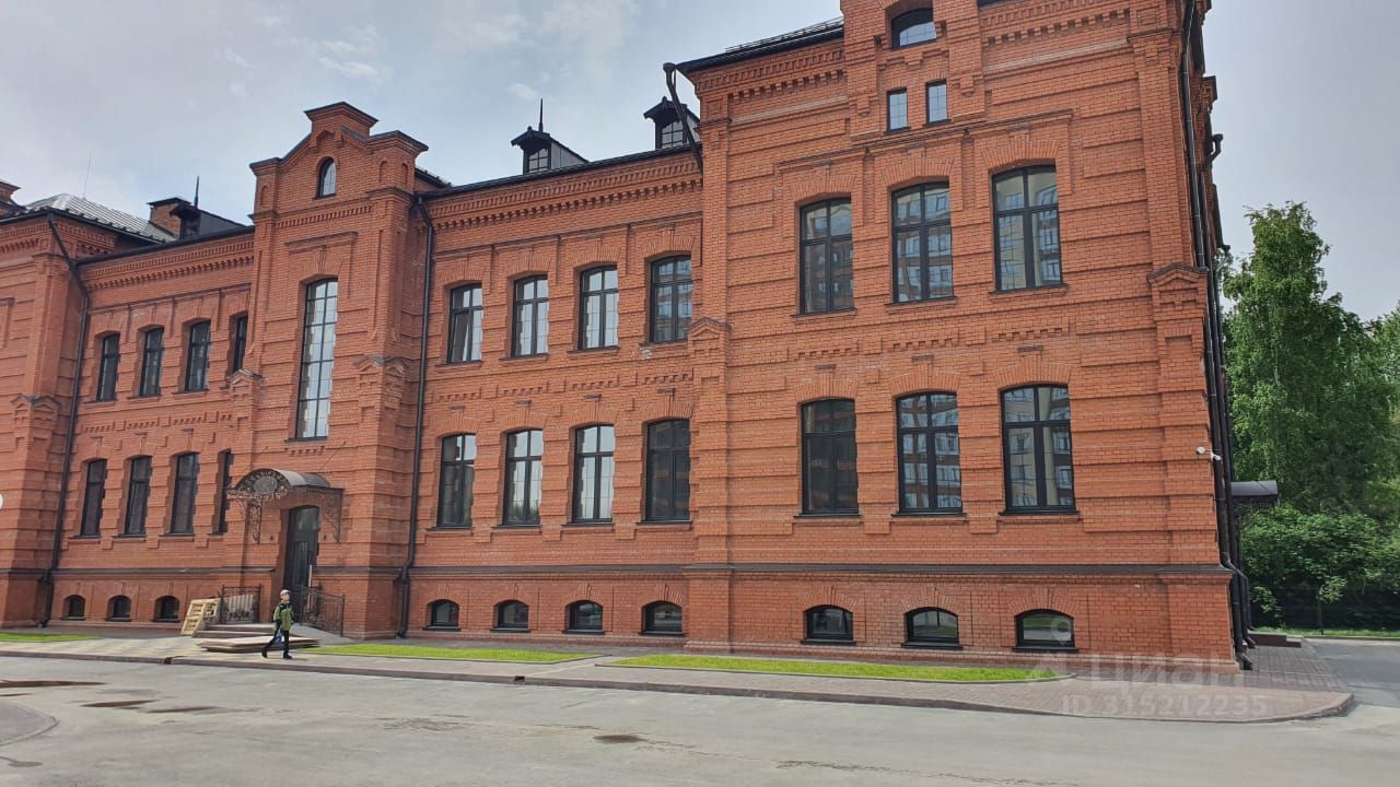 3-комн., 99.3 м², 1/2 этаж