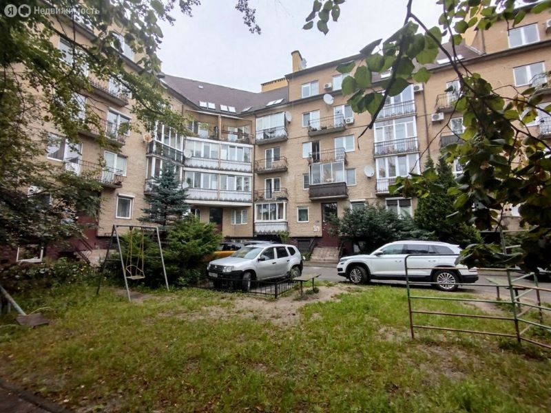 3-комн., 73 м², 2/6 этаж