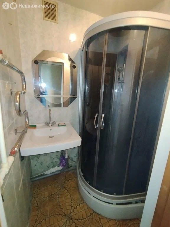 2-комн., 45 м², 8/9 этаж