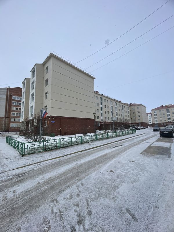 3-комн. квартира, 95 м2, 3/5 этаж