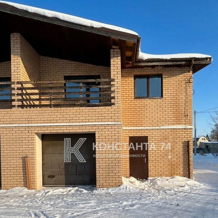 Таунхаус, 167.3 м², 1.6 сотка