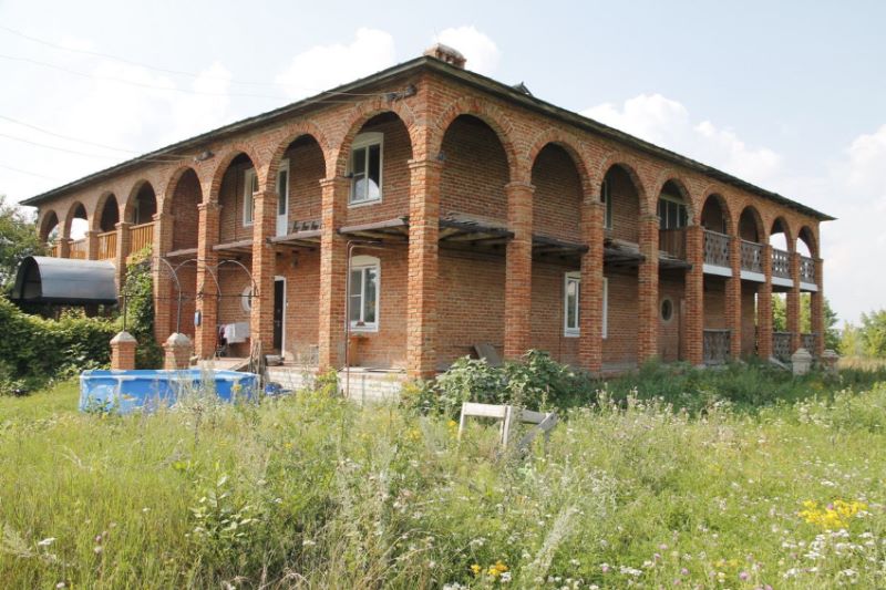 3-комн. квартира, 130 м², 2/2 этаж