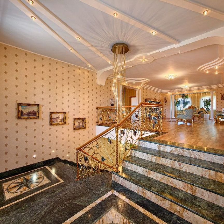 Коттедж, 811 м², 37 соток