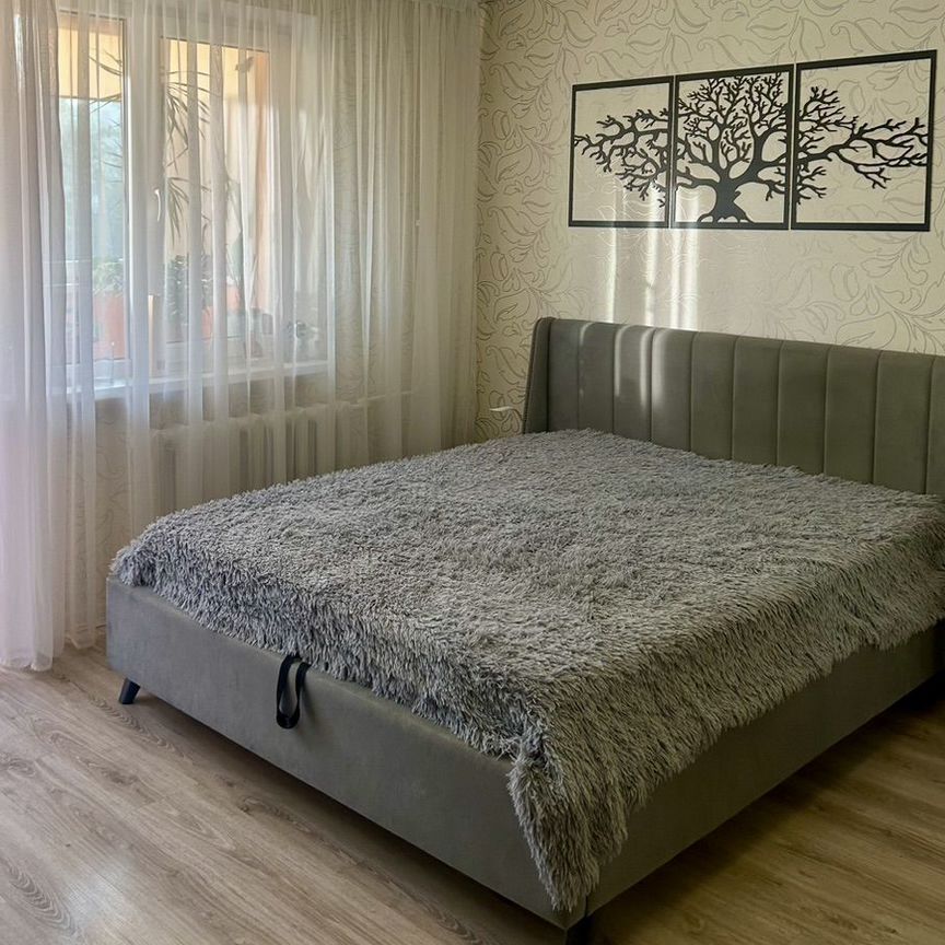 1-комн., 40 м², 2/10 этаж