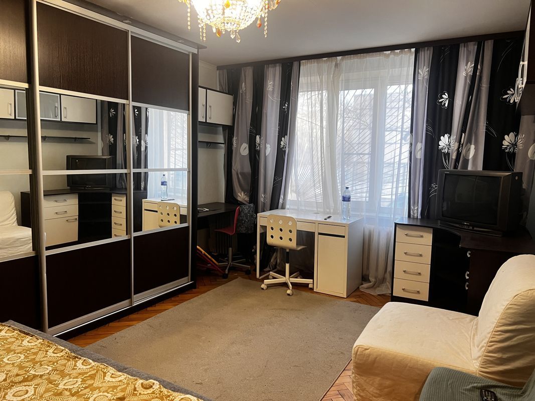 1-комн., 33 м², 1/12 этаж