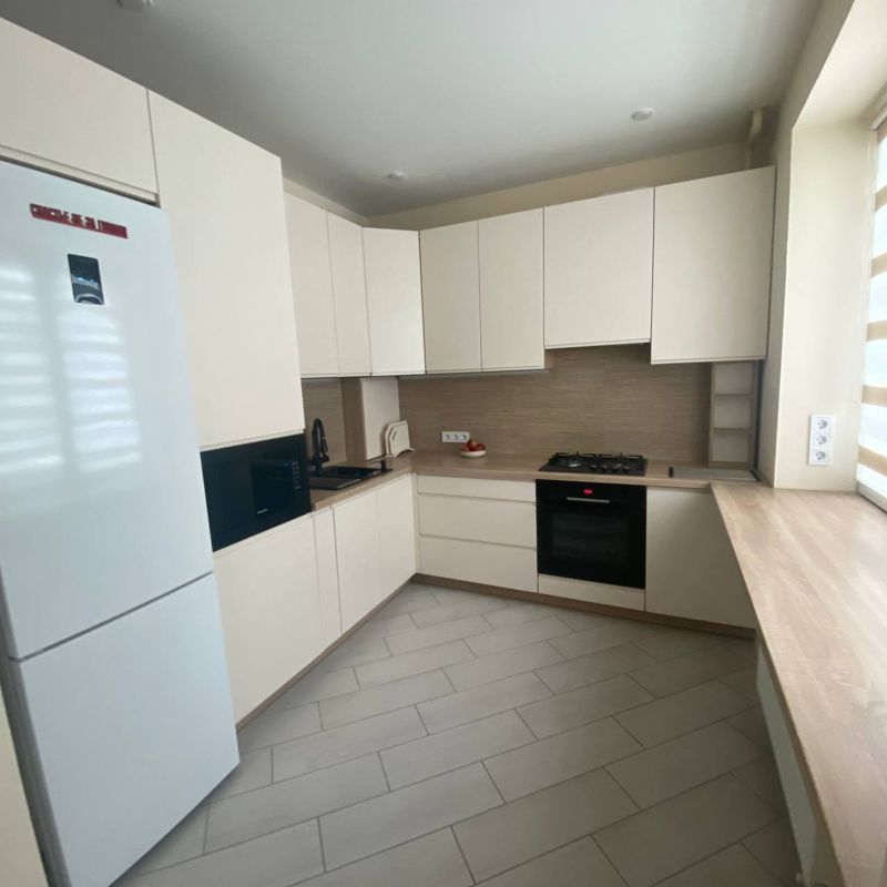 2-комн., 75.3 м², 3/9 этаж