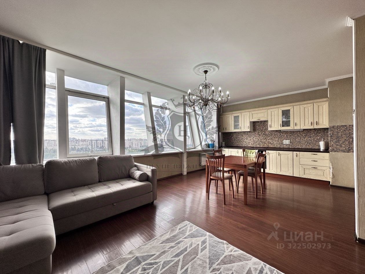 2-комн., 100 м², 17/18 этаж