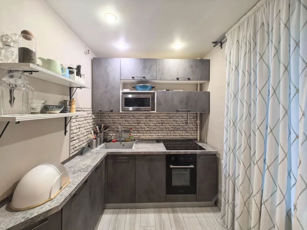 3-комн. квартира, 66 м2, 1/9 этаж