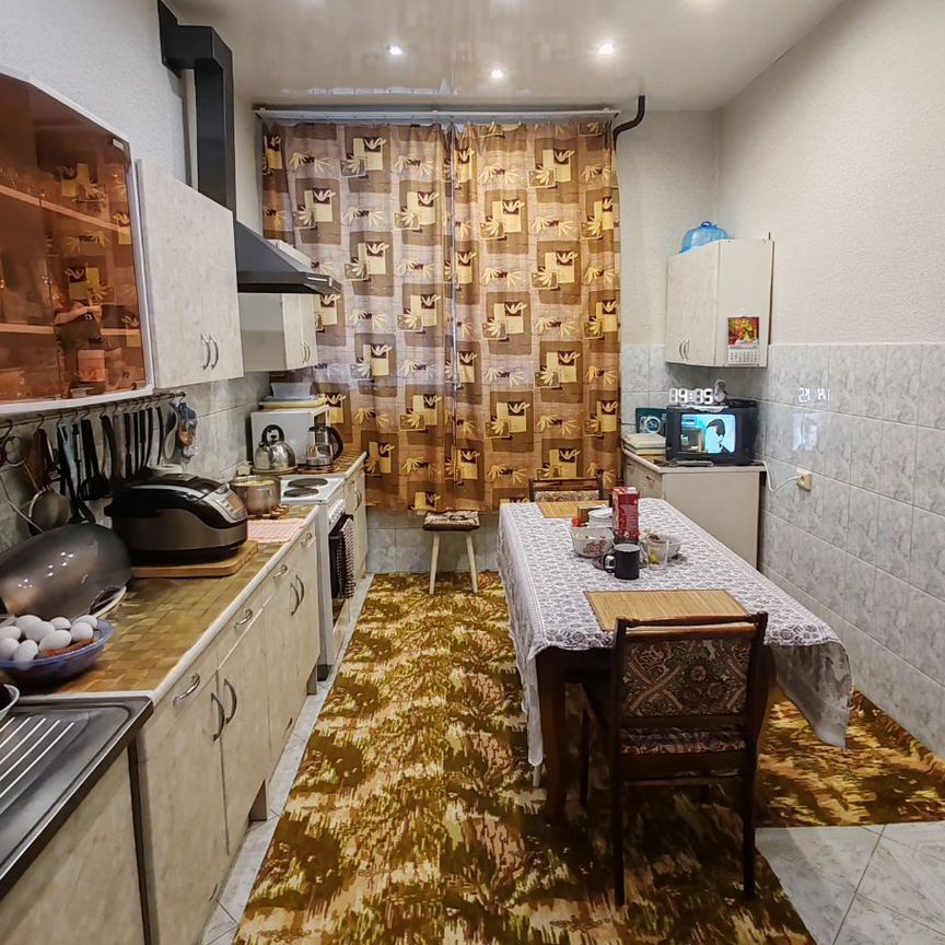 3-комн. квартира, 107 м², 1/5 этаж