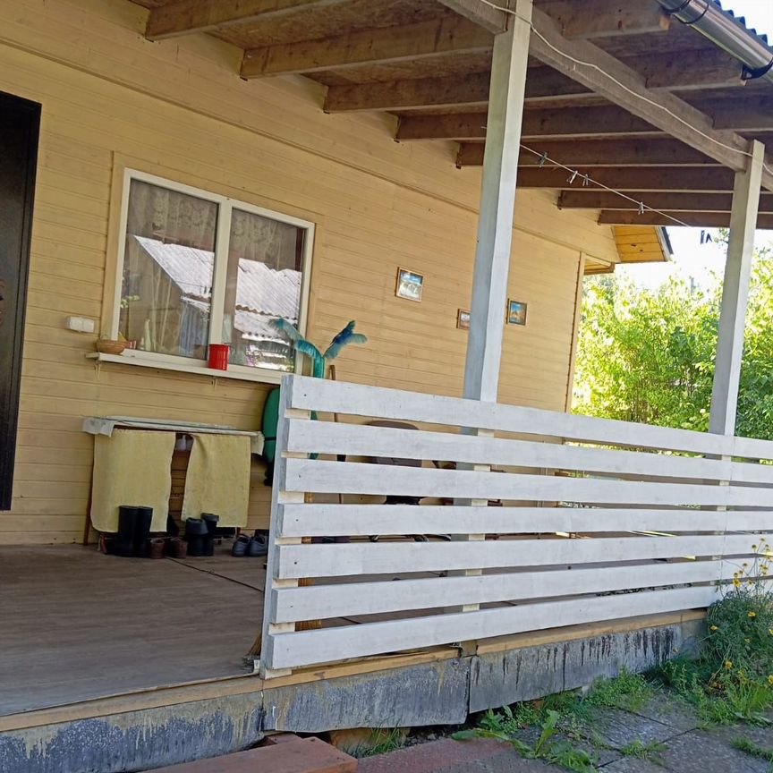 Коттедж, 70 м², 8 соток