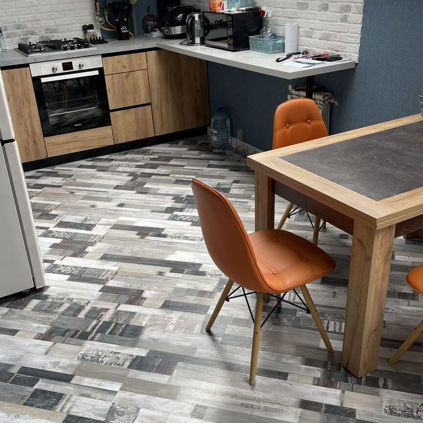 2-комн., 87 м², 4/4 этаж