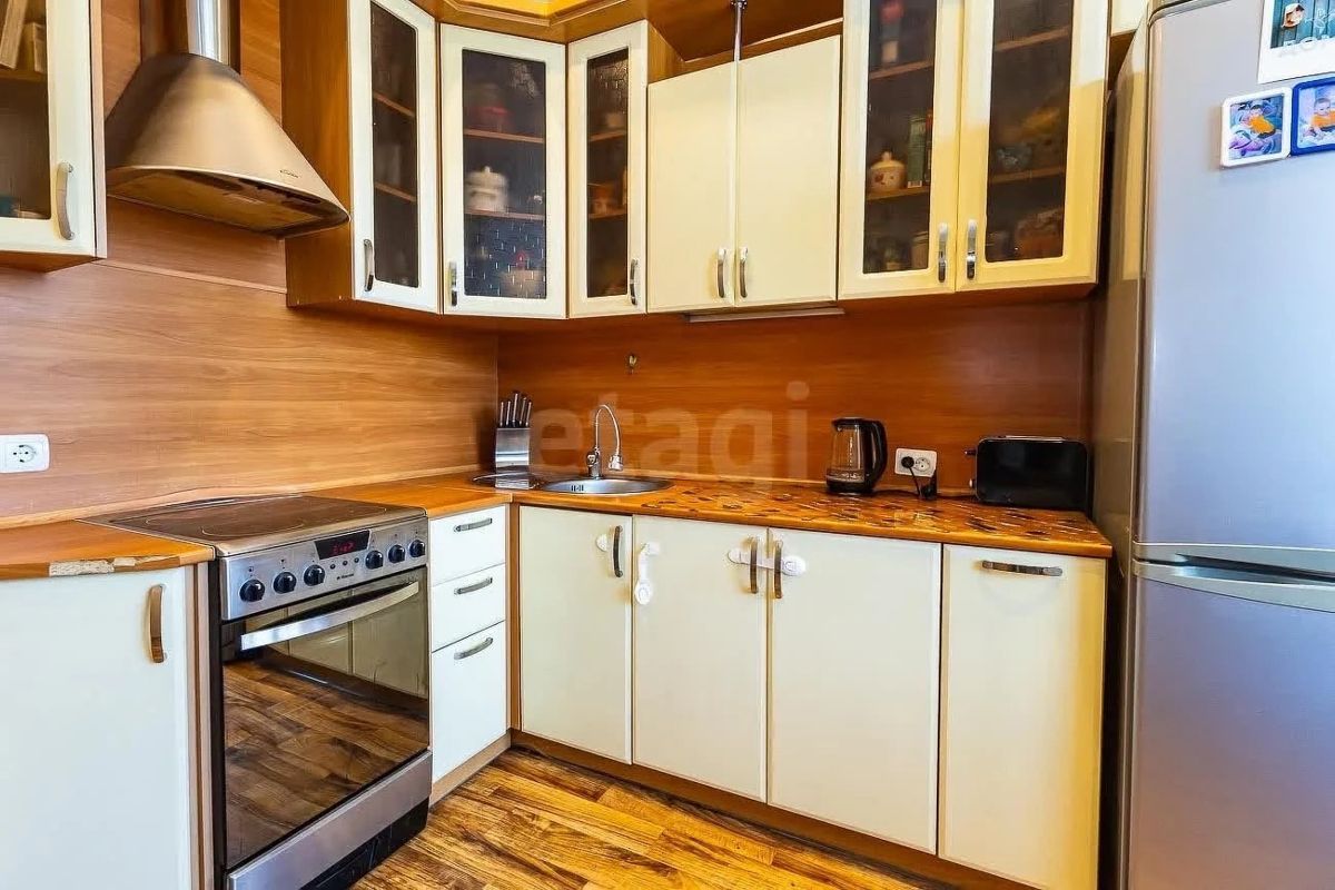 2-комн., 49 м², 4/10 этаж