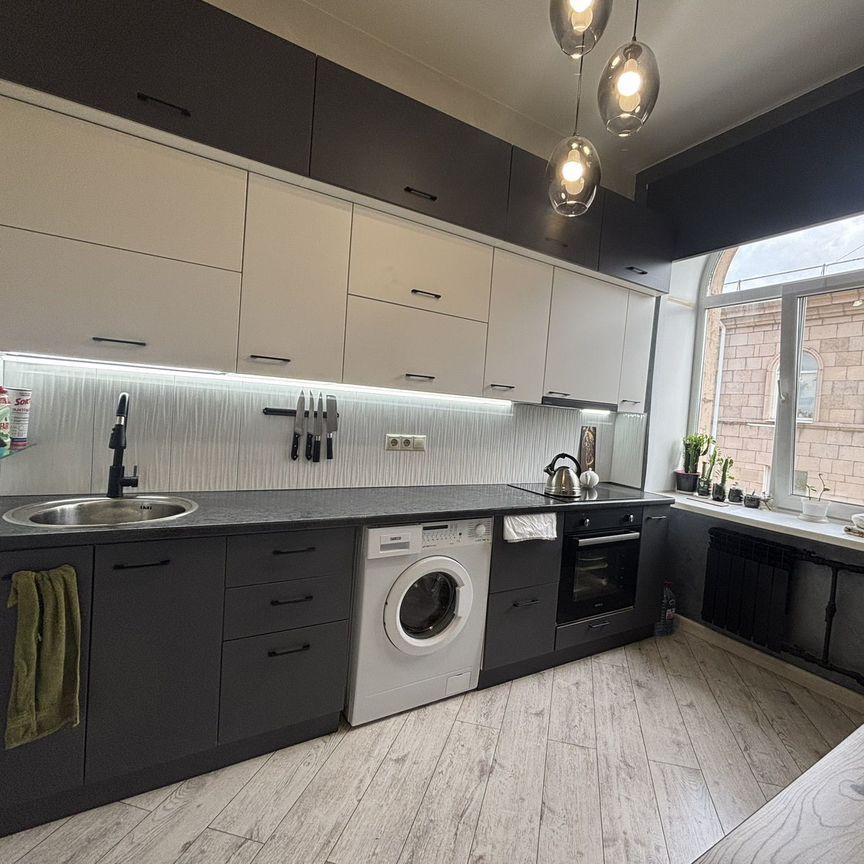 2-комн., 56 м², 4/4 этаж