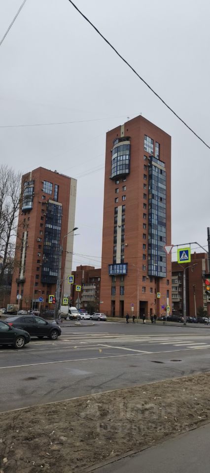 3-комн., 166.6 м², 17/18 этаж