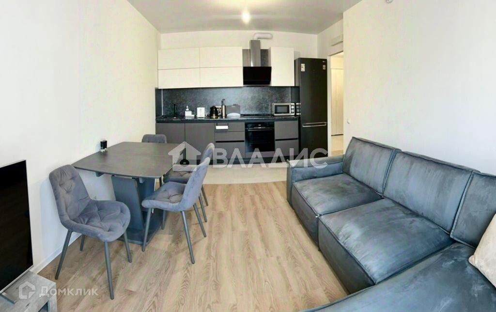 3-комн., 90 м², 28/33 этаж