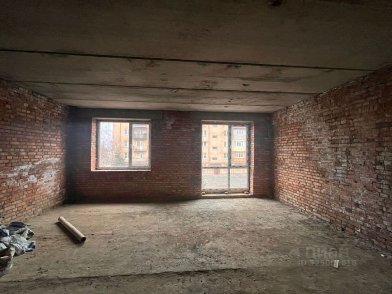 2-комн. квартира, 66 м2, 4/5 этаж