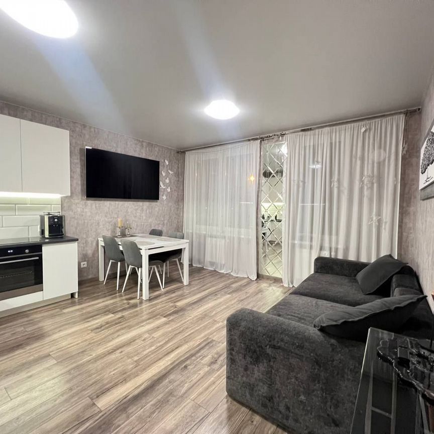 4-комн., 98.2 м², 3/10 этаж