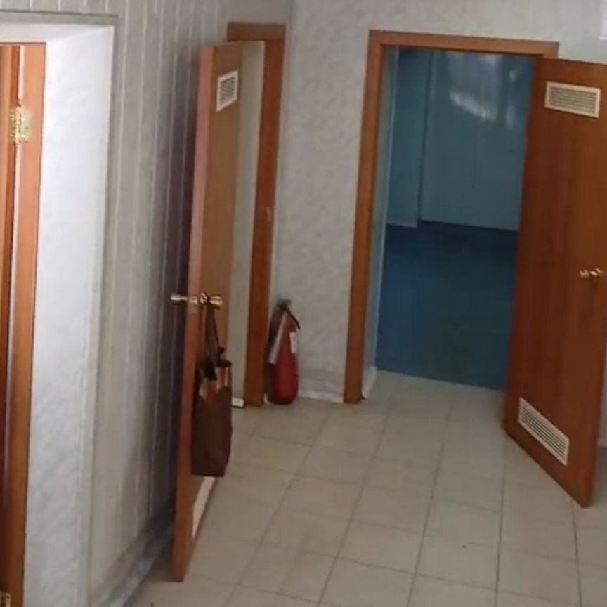 1-комн. квартира, 36 м², 1/4 этаж