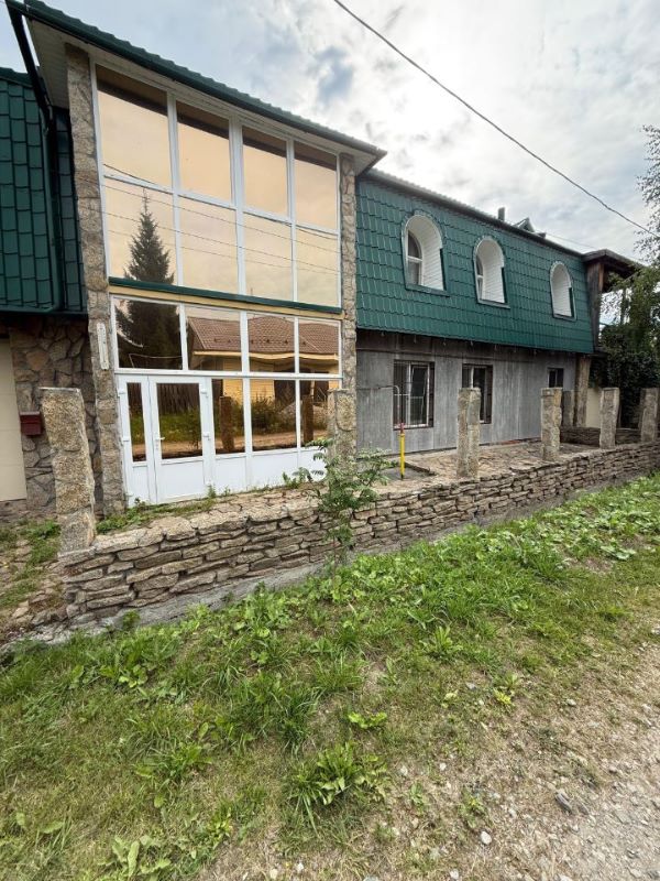 Коттедж, 400 м², 8.5 соток