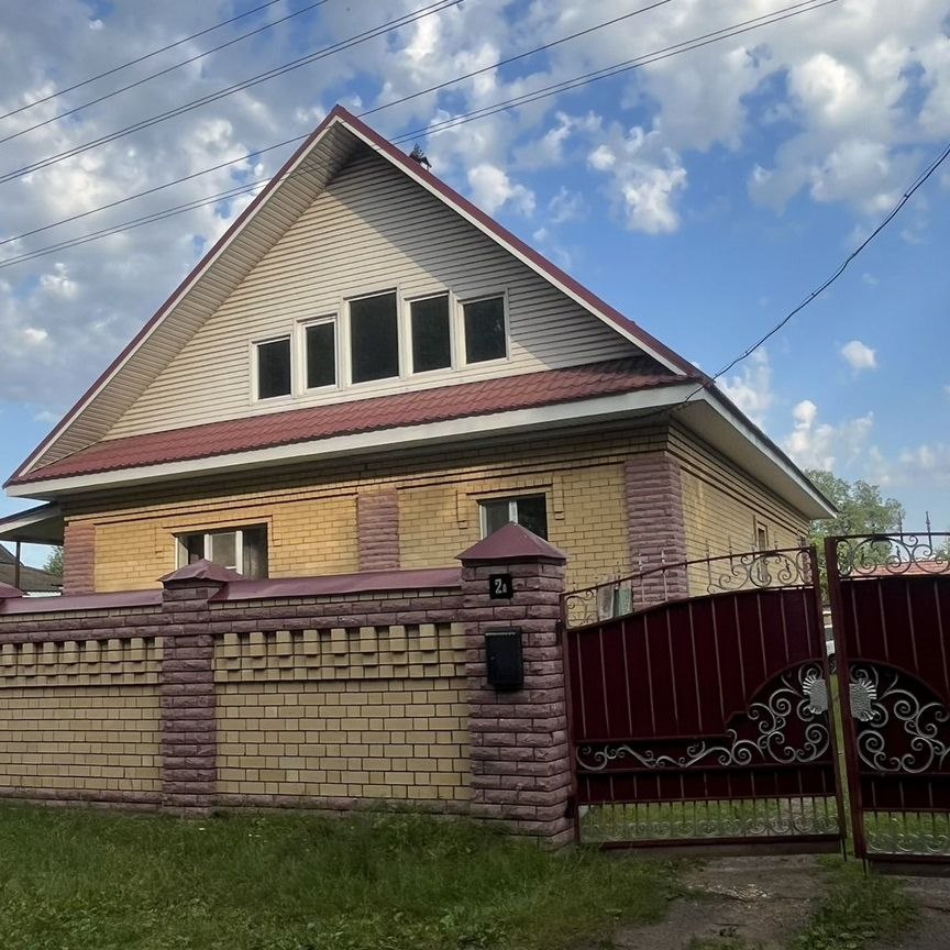 Дом, 100 м², 10 соток