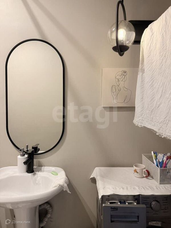 2-комн., 53 м², 1/4 этаж