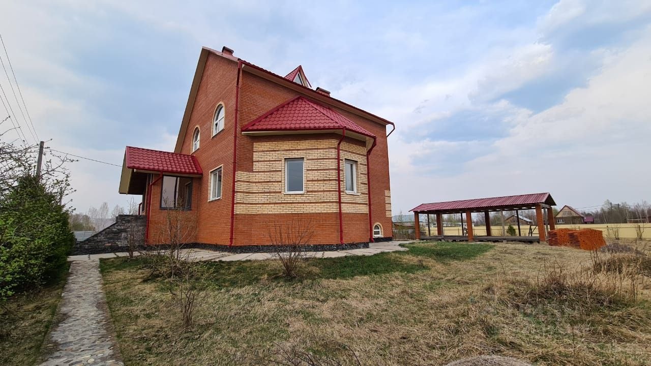 Коттедж, 250 м², 20 соток