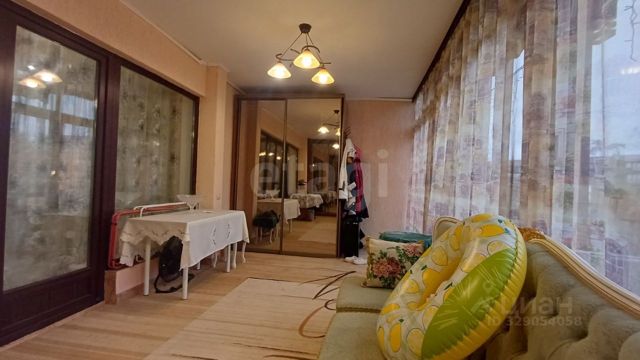 2 этажный, Таунхаус, 166 м², 2.1 сотки, 2 этажа