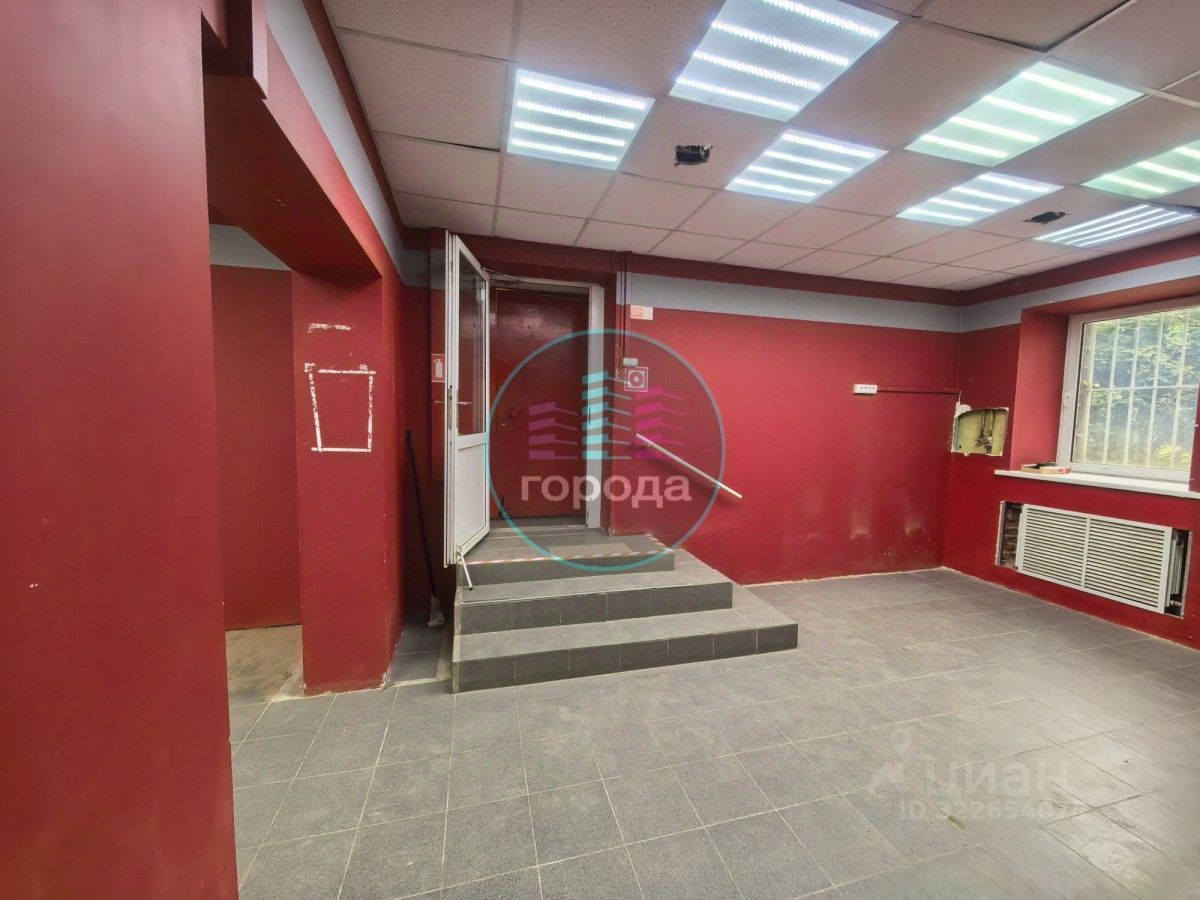 Торговое помещение, 99.9 м², -1/5 этаж