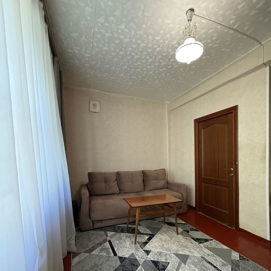 3-комн., 65 м², 1/6 этаж