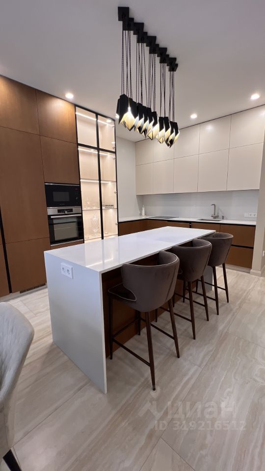 4-комн. квартира, 150 м2, 9/22 этаж