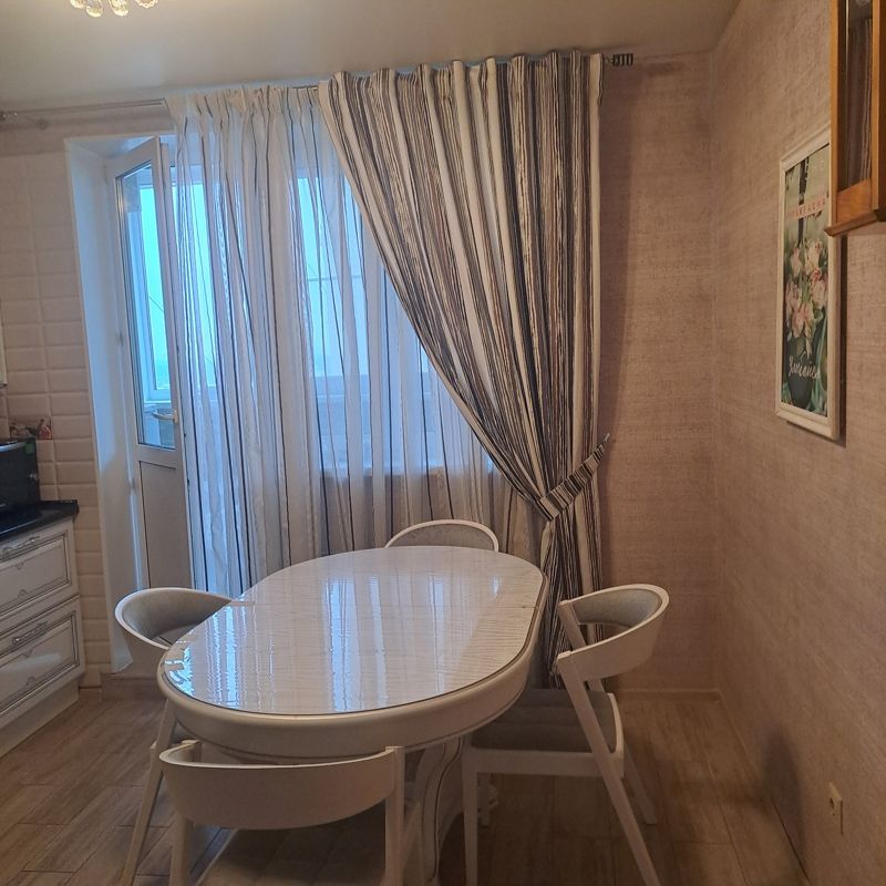 3-комн., 90.2 м², 23/25 этаж