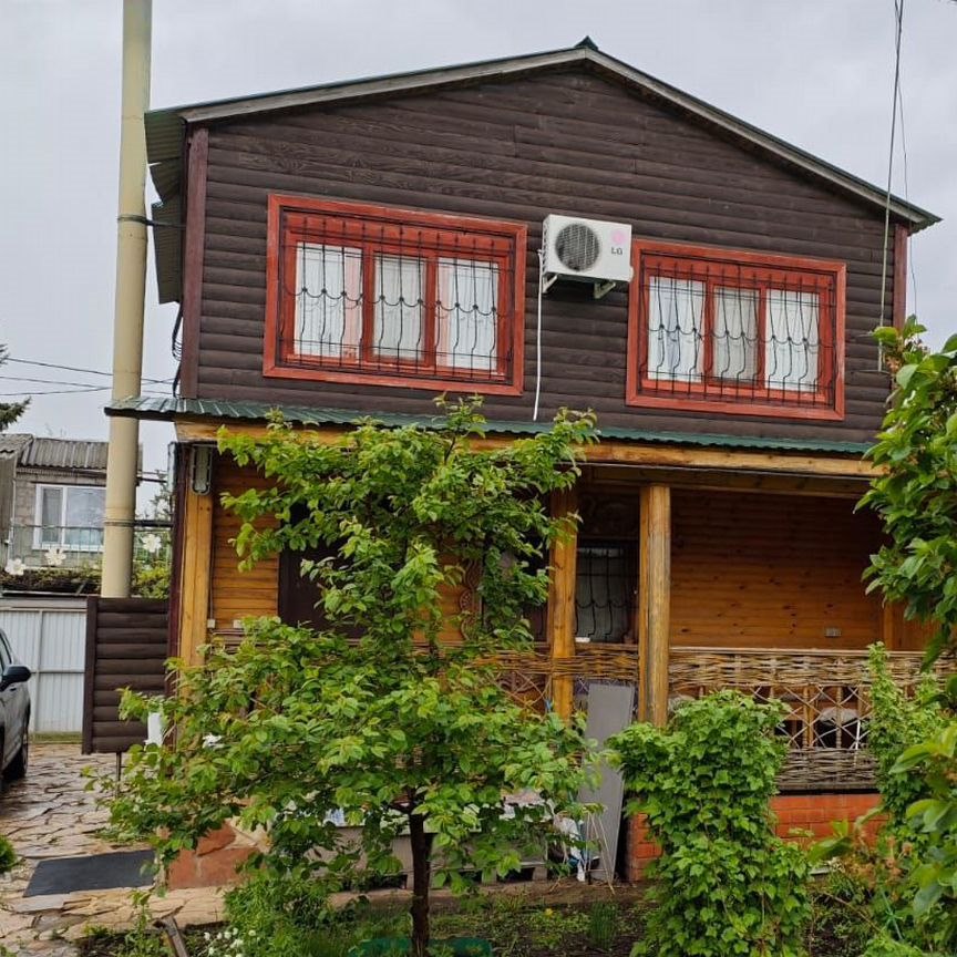 Коттедж, 64 м², 4 сотки