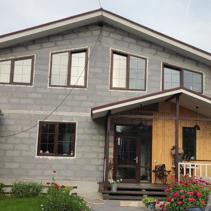 Дом, 196 м², 8.9 соток