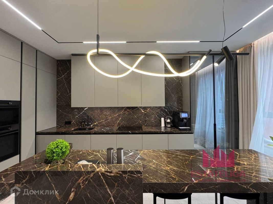 2-комн., 83 м², 15/16 этаж