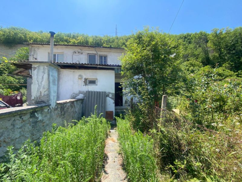3-комн. квартира, 61 м2, 2/2 этаж