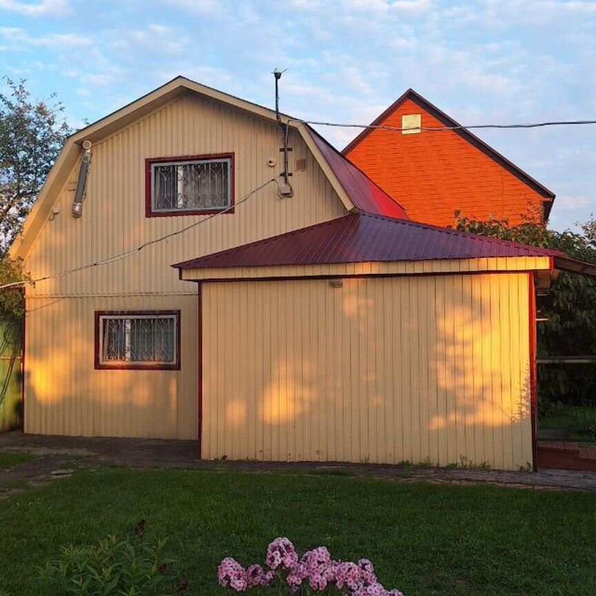 Коттедж, 84 м², 8 соток