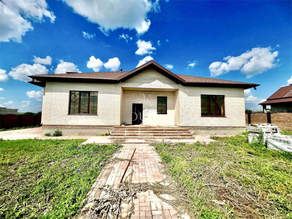 Дом, 184.1 м², 15.4 соток