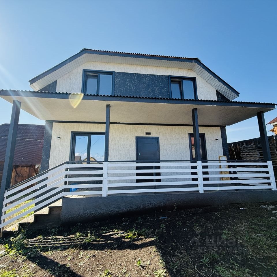 Дом, 200 м², 10 соток