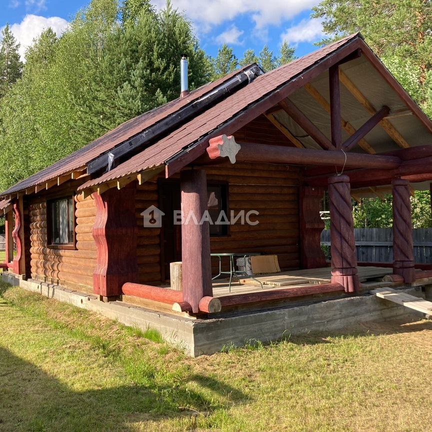 Коттедж, 50 м², 10 соток