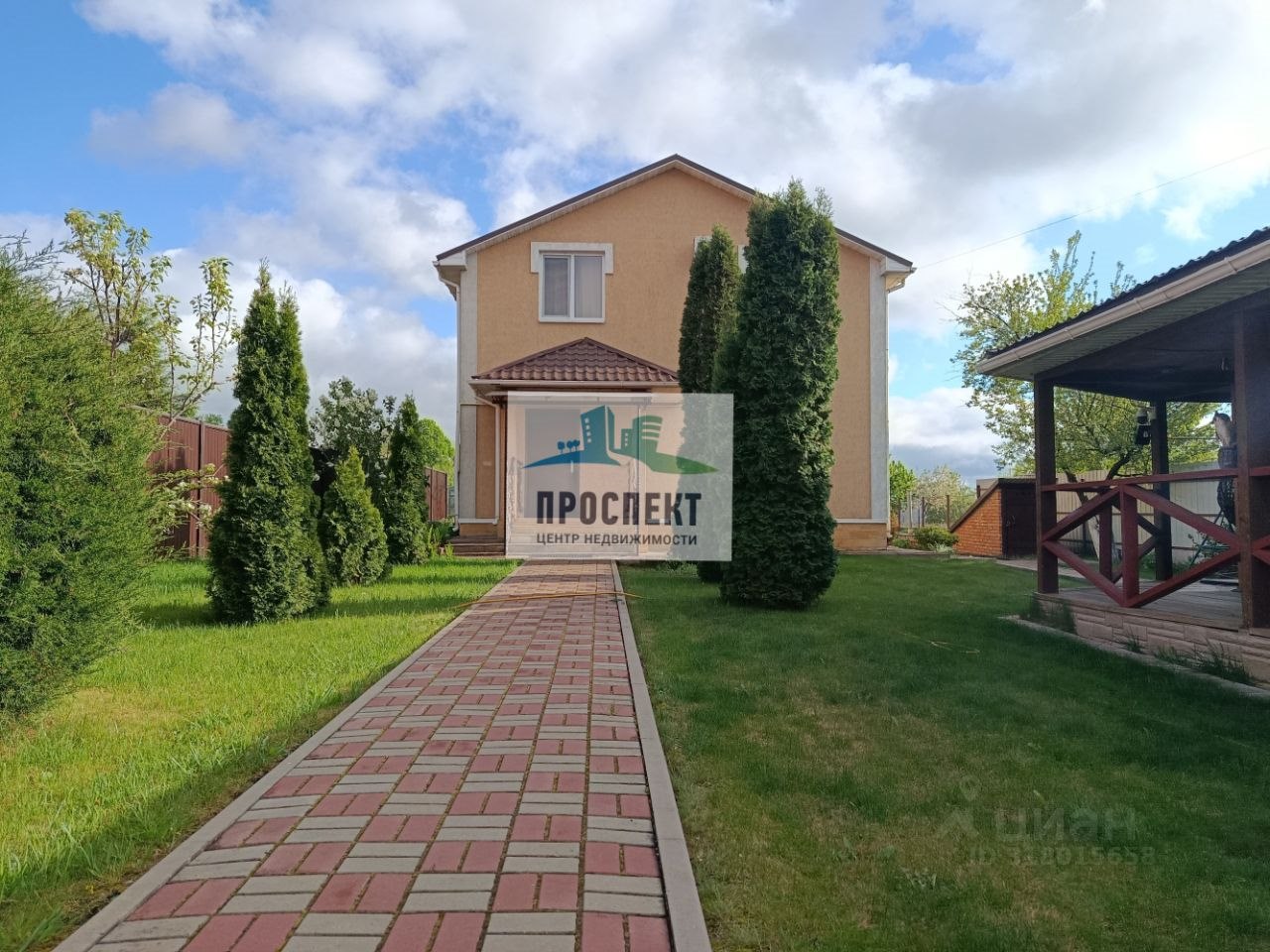 Дом, 112 м², 12 соток