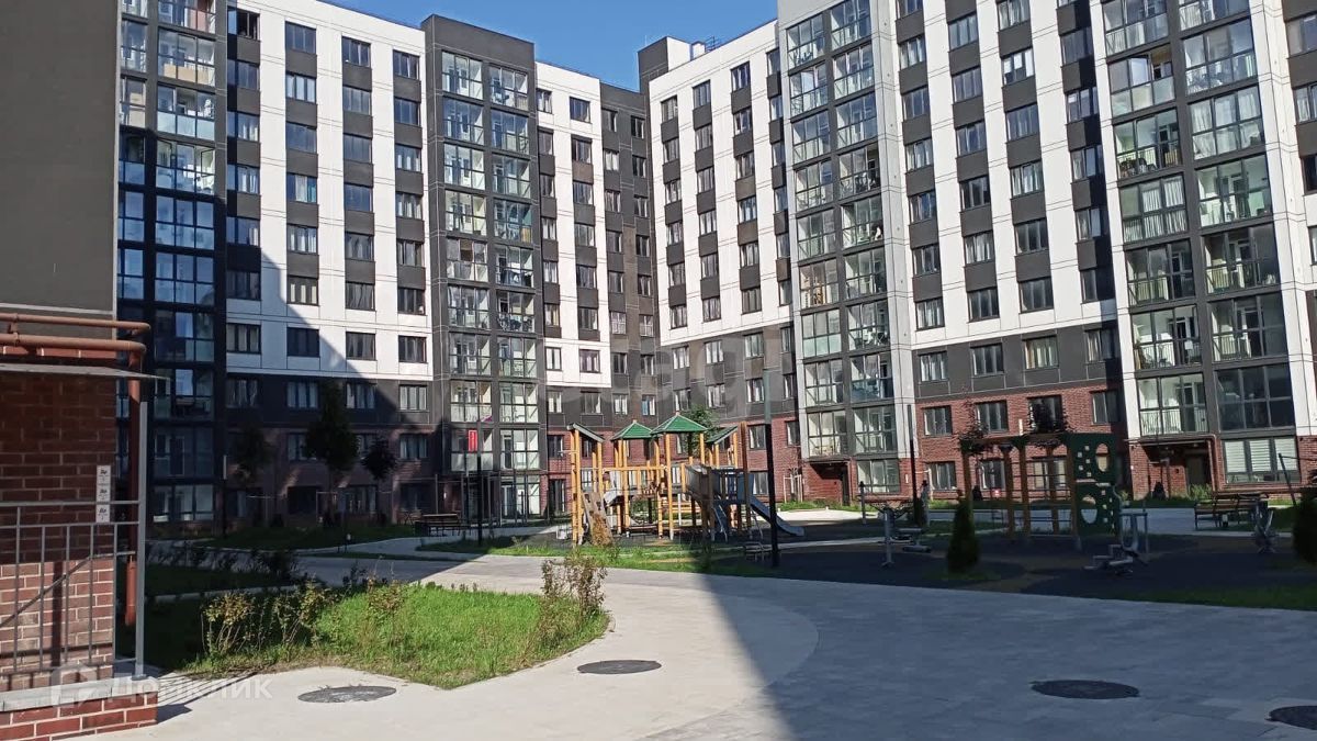 2-комн., 70 м², 1/10 этаж