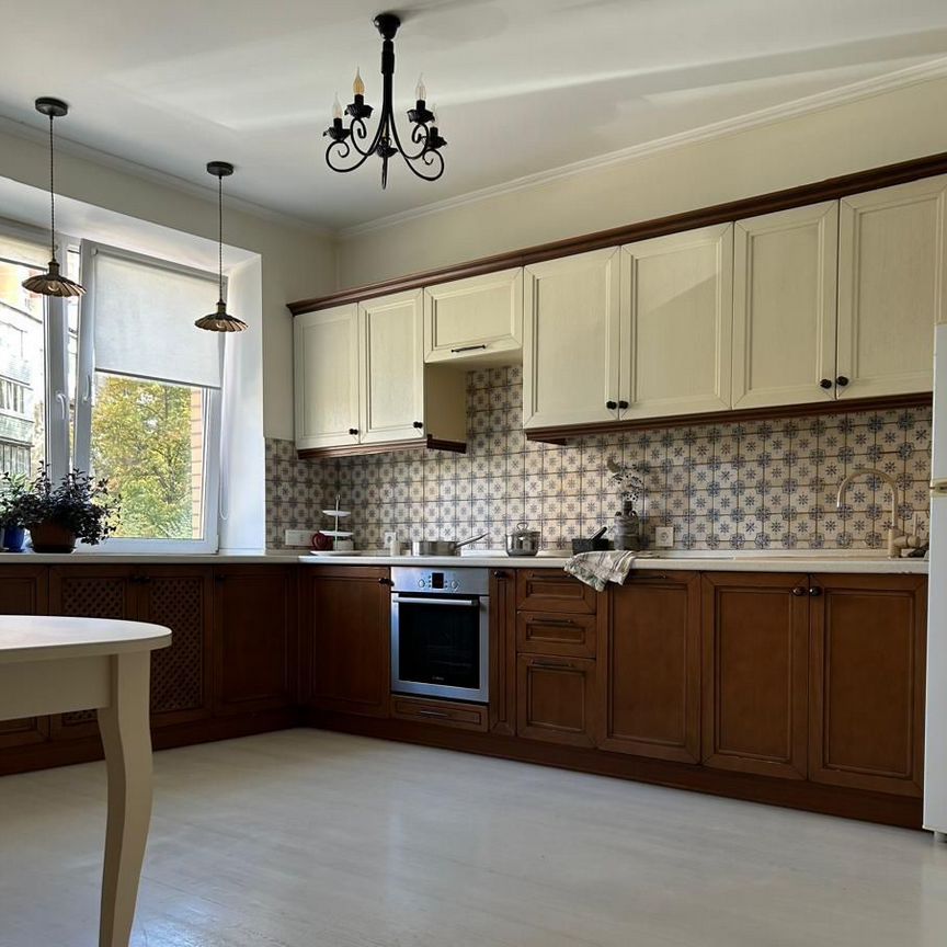 3-комн., 88.3 м², 2/17 этаж