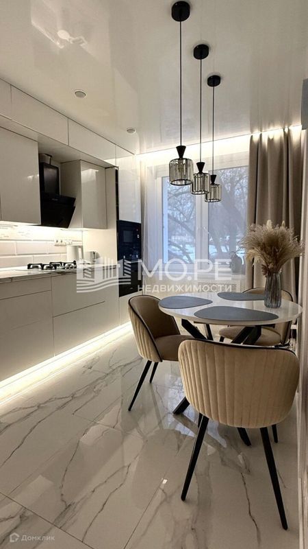 3-комн., 63 м², 1/12 этаж