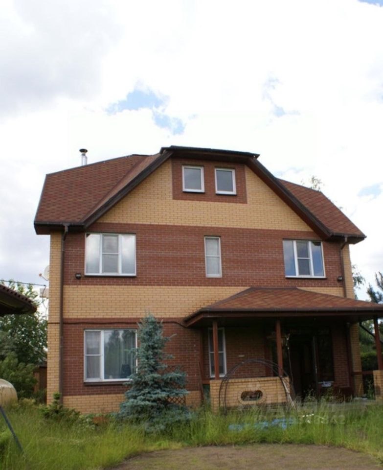 Коттедж, 239 м², 6.6 соток