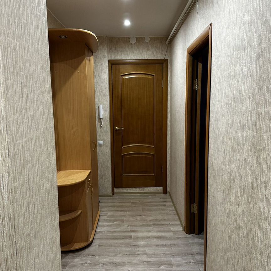 2-комн., 50 м², 1/5 этаж
