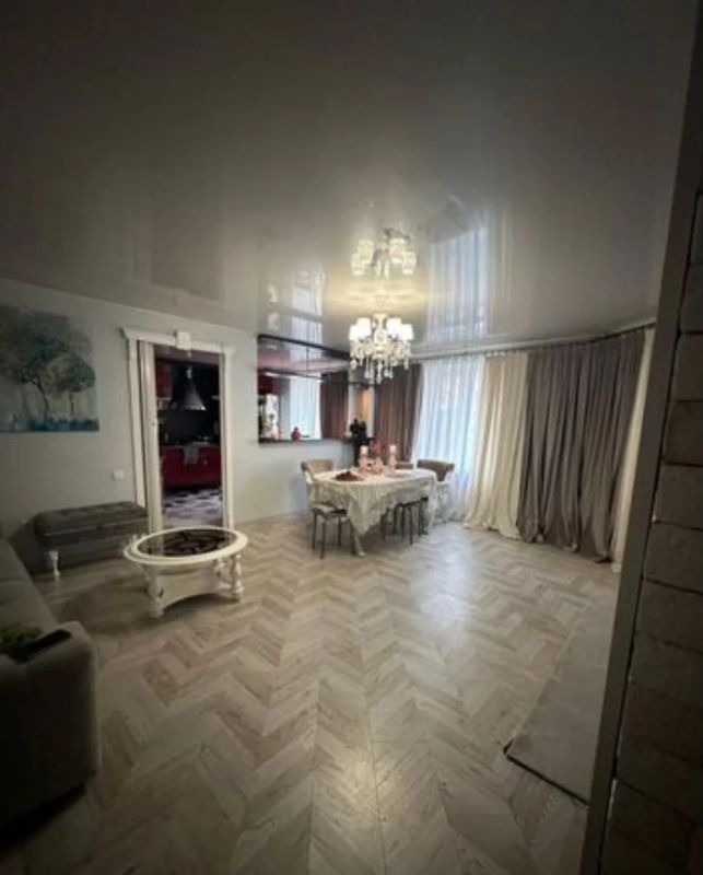 4-комн., 115 м², 3/9 этаж
