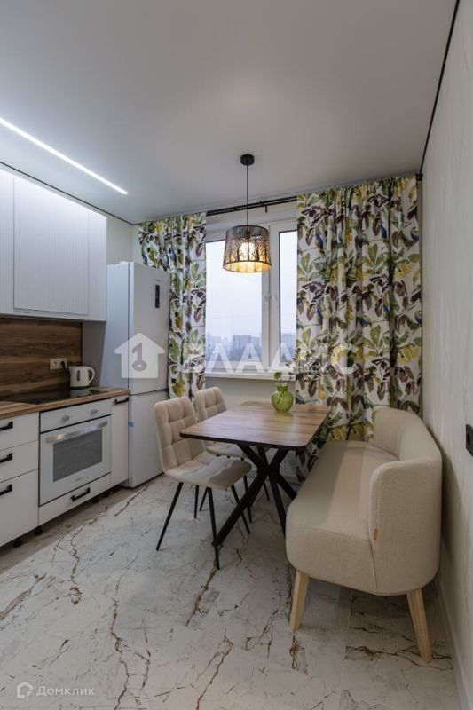 2-комн., 52 м², 10/17 этаж