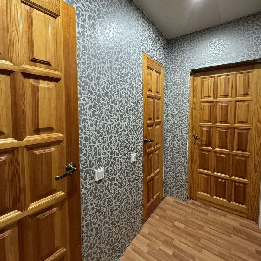 3-комн., 64 м², 1/9 этаж