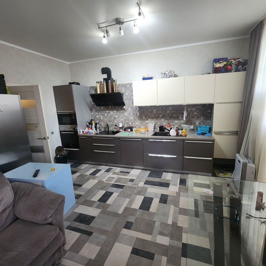 2-комн., 86 м², 2/4 этаж